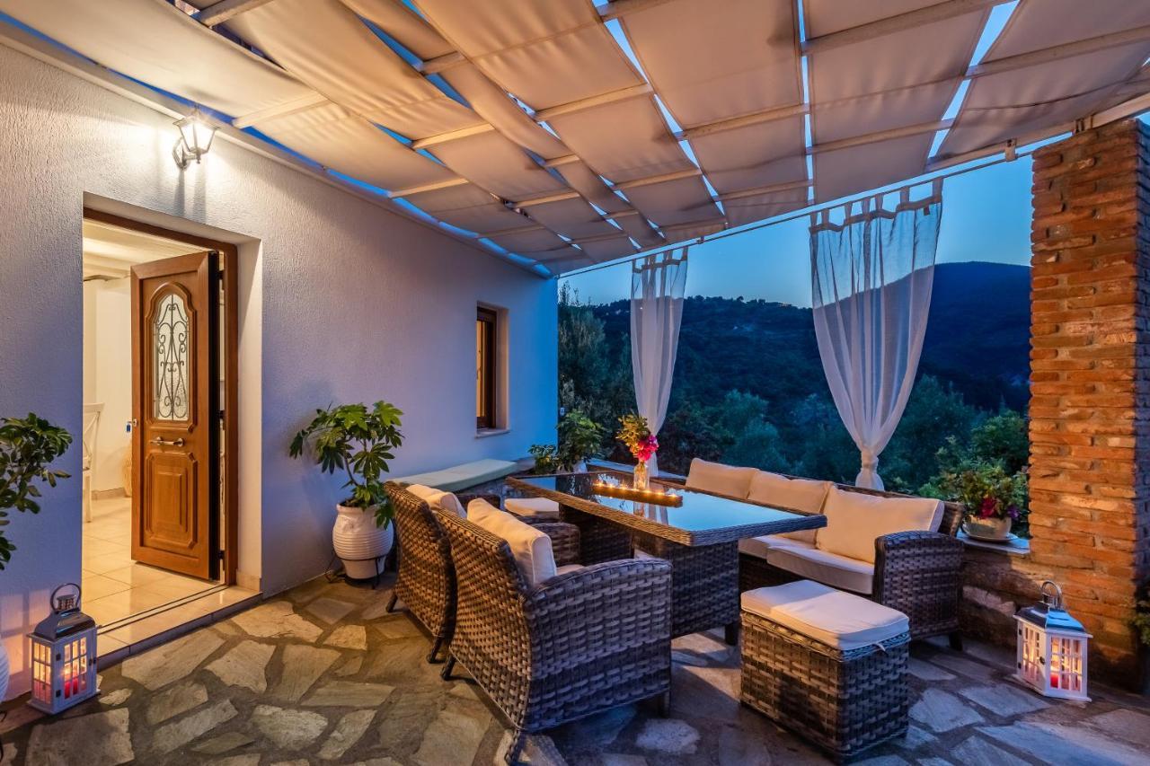 Villa Fotini Kalivi In Raches Panormos  Екстериор снимка